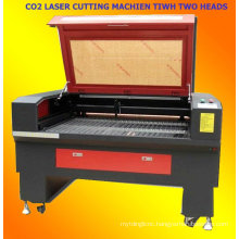 CO2 laser cutting machine with two hands